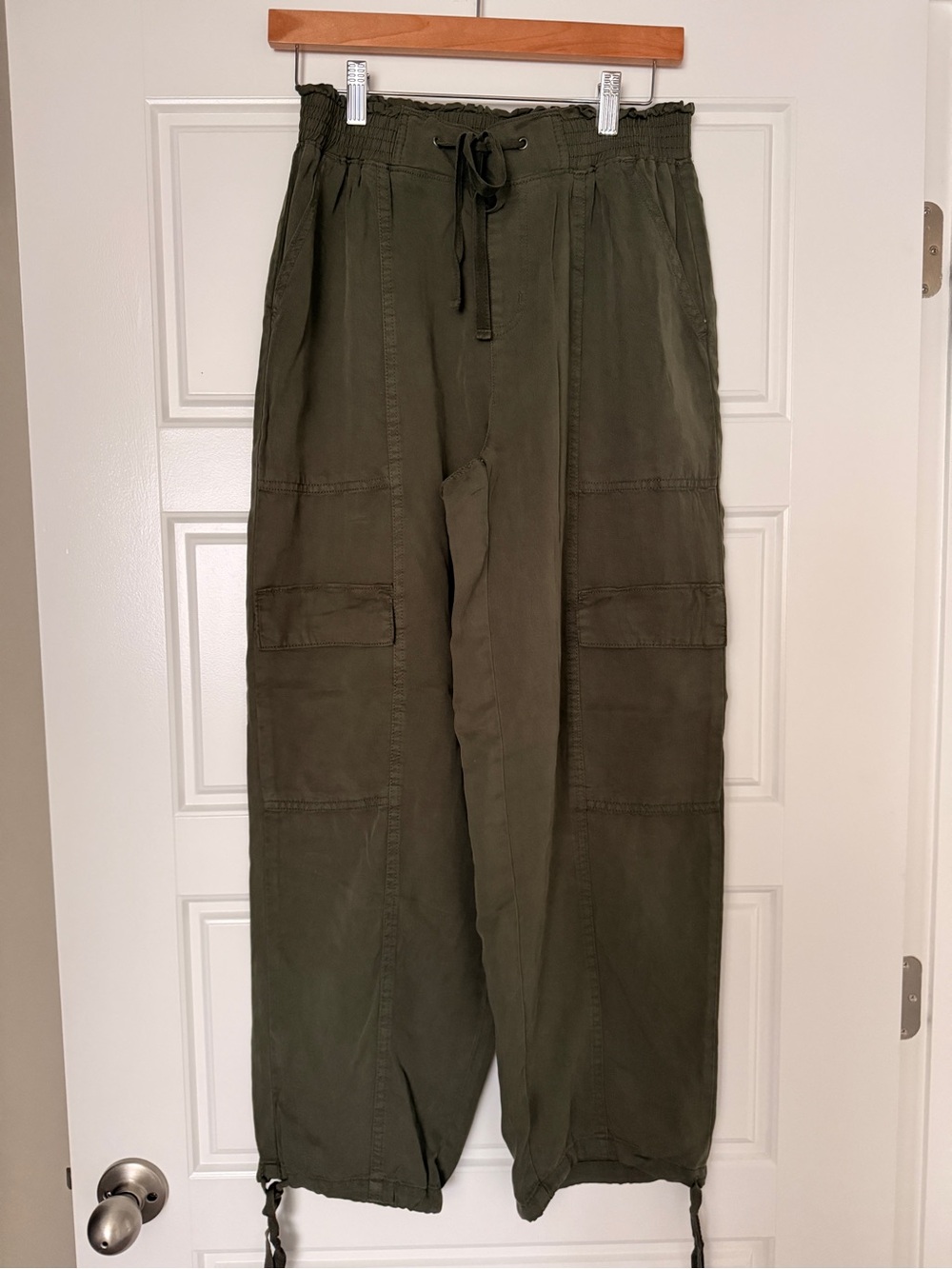 Time and Tru Olive Green Cargo Drawstring Trousers